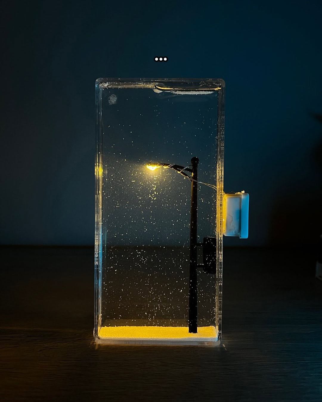 Snow Fall Night Lamp