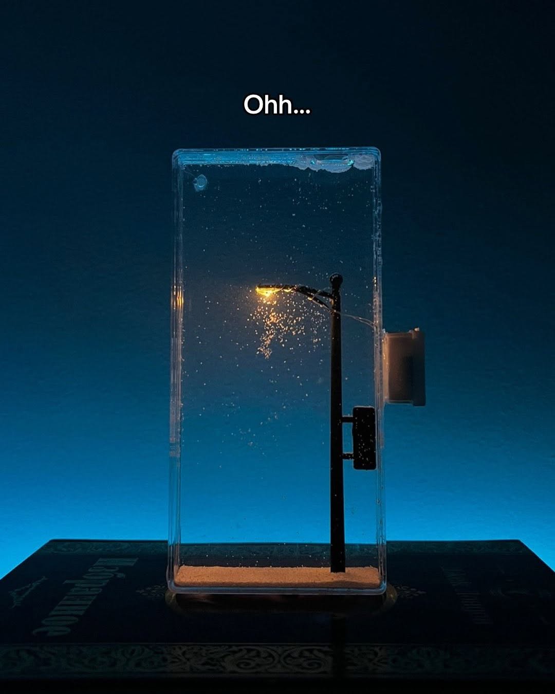 Snow Fall Night Lamp