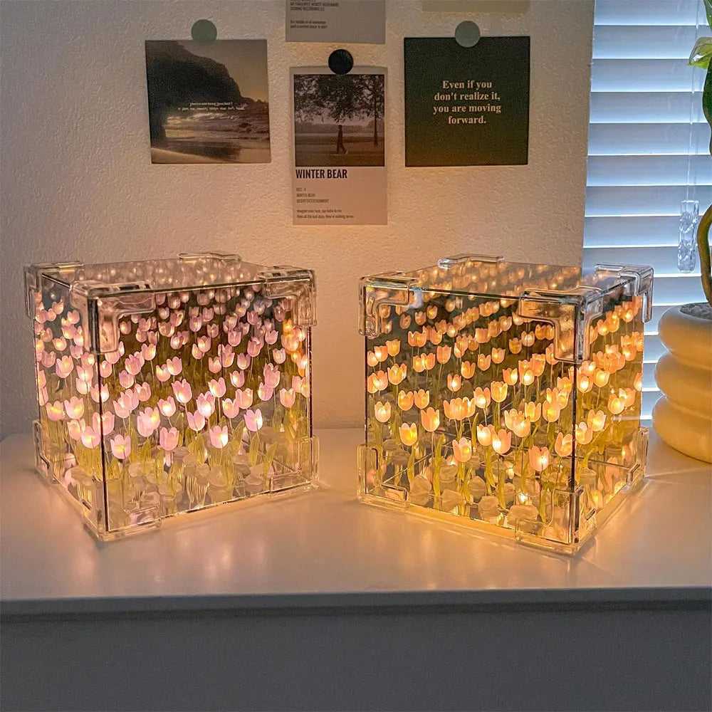 ENDLESS BLOOM LAMP