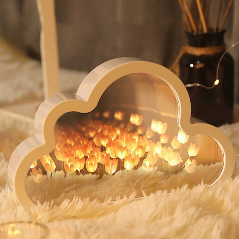 Cloud Endless Bloom Lamp